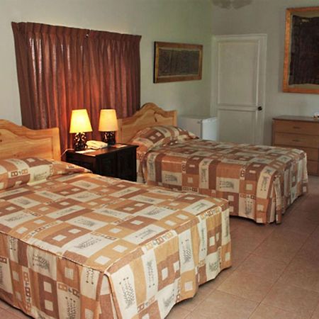 נאסקה Hotel Majoro מראה חיצוני תמונה